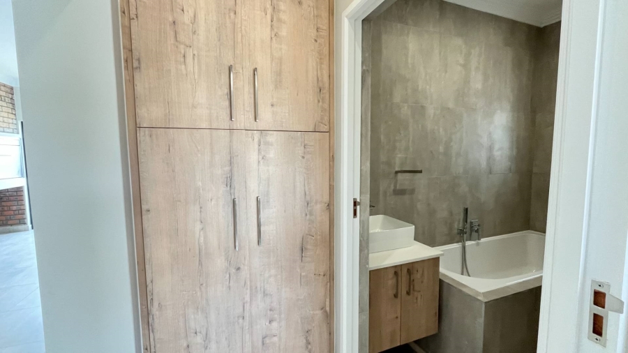 2 Bedroom Property for Sale in Hartenbos Central Western Cape